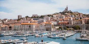 Déclaration de travaux à Marseille : déclaration préalable et permis de construire